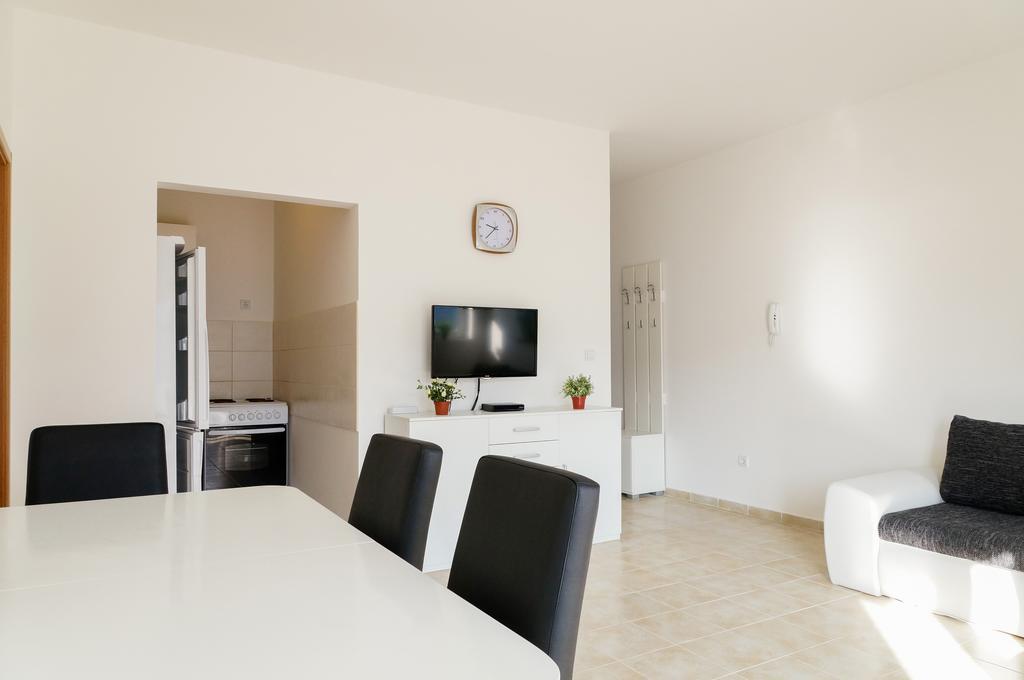 Apartment Begonia Of Kumbor Herceg Novi Bagian luar foto