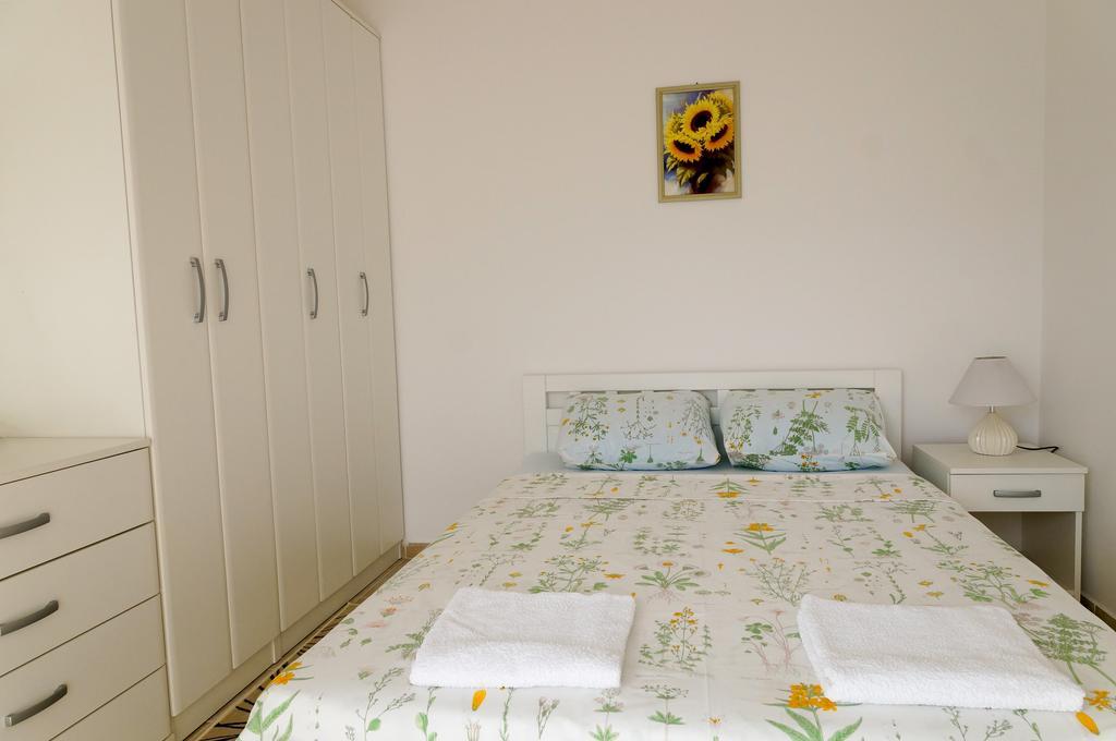 Apartment Begonia Of Kumbor Herceg Novi Bagian luar foto